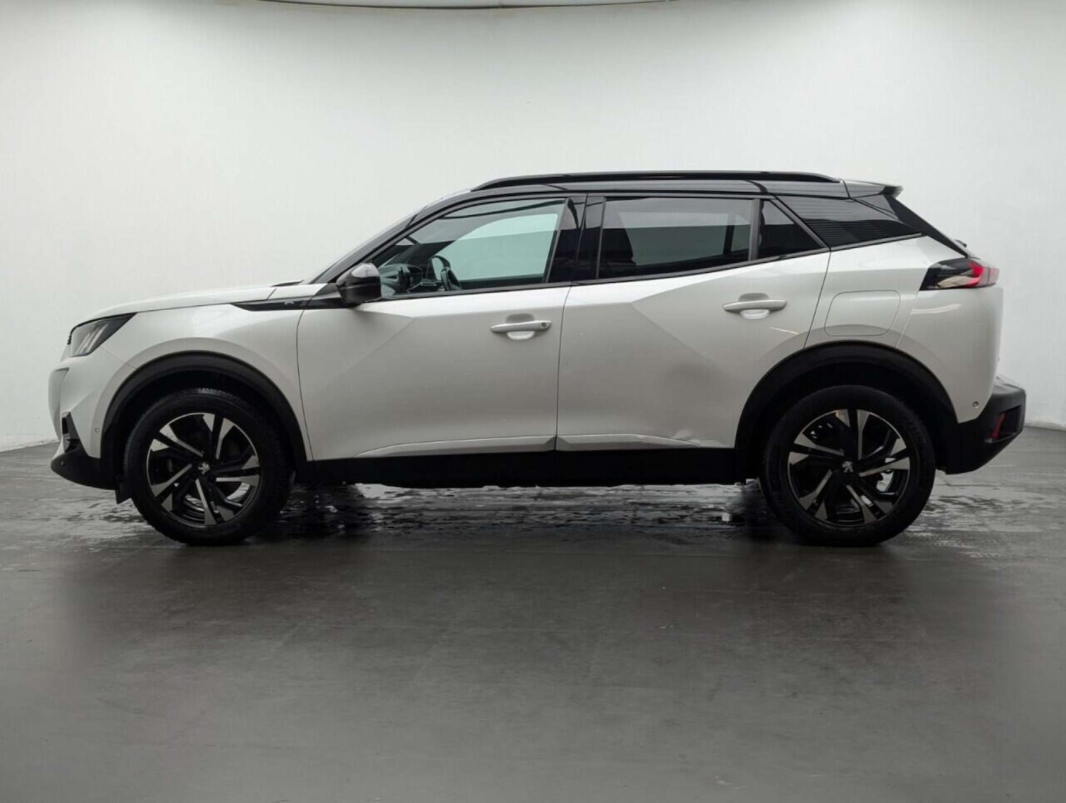 Used Peugeot E-2008 2021 for sale - 77714416: Photo 5