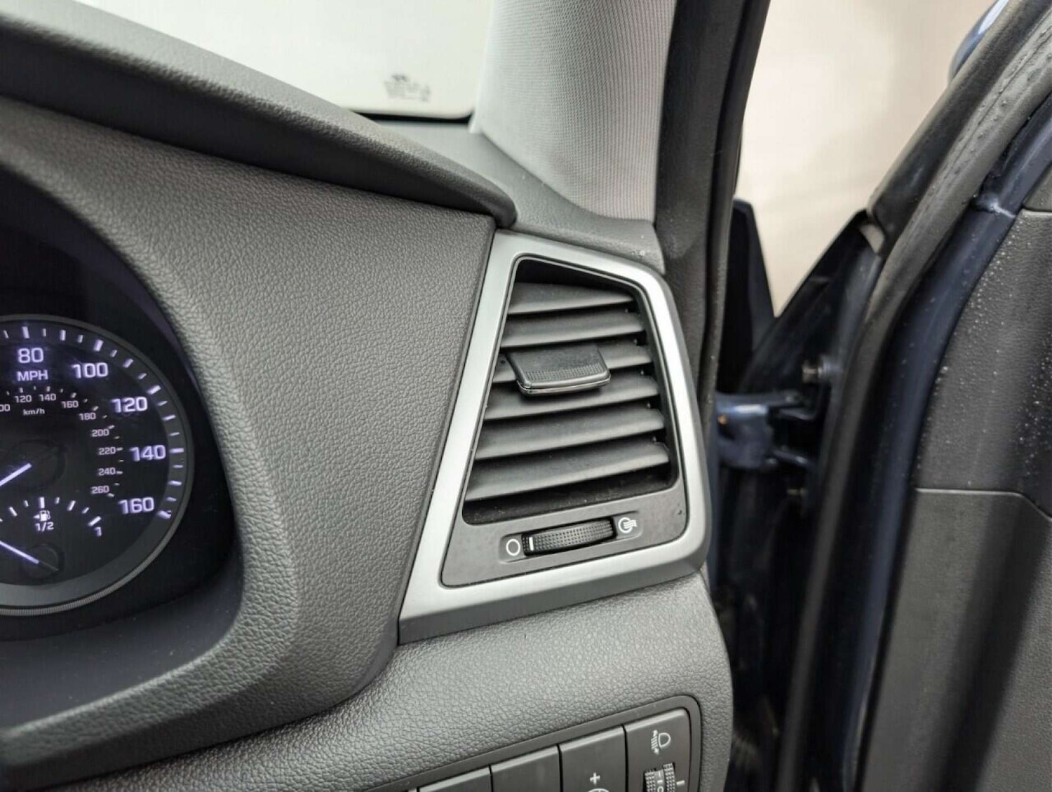 Used Hyundai TUCSON 2017 for sale - 77712990: Photo 19