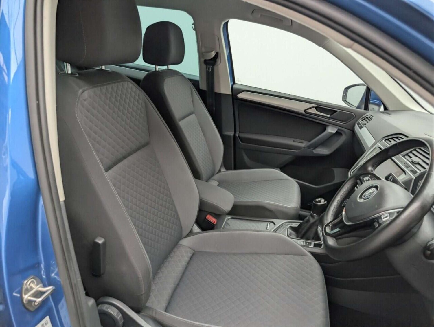 Used Volkswagen Tiguan 2019 for sale - 77713137: Photo 12