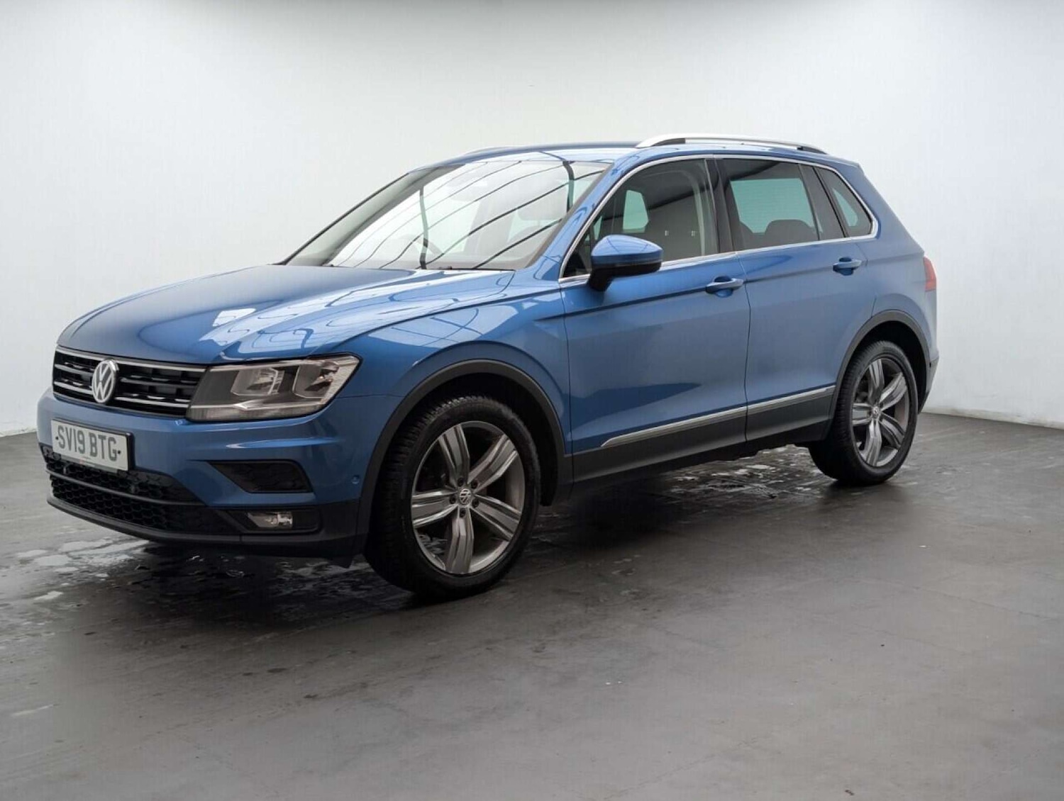 Used Volkswagen Tiguan 2019 for sale - 77713137: Photo 4