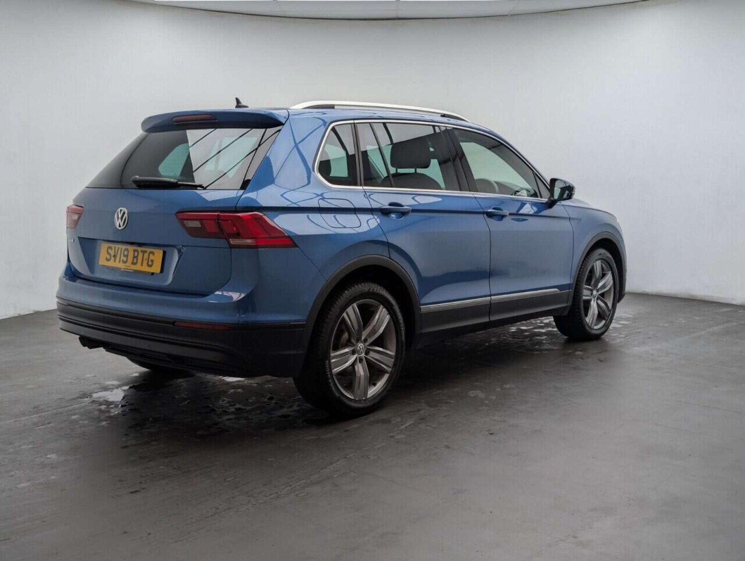 Used Volkswagen Tiguan 2019 for sale - 77713137: Photo 8