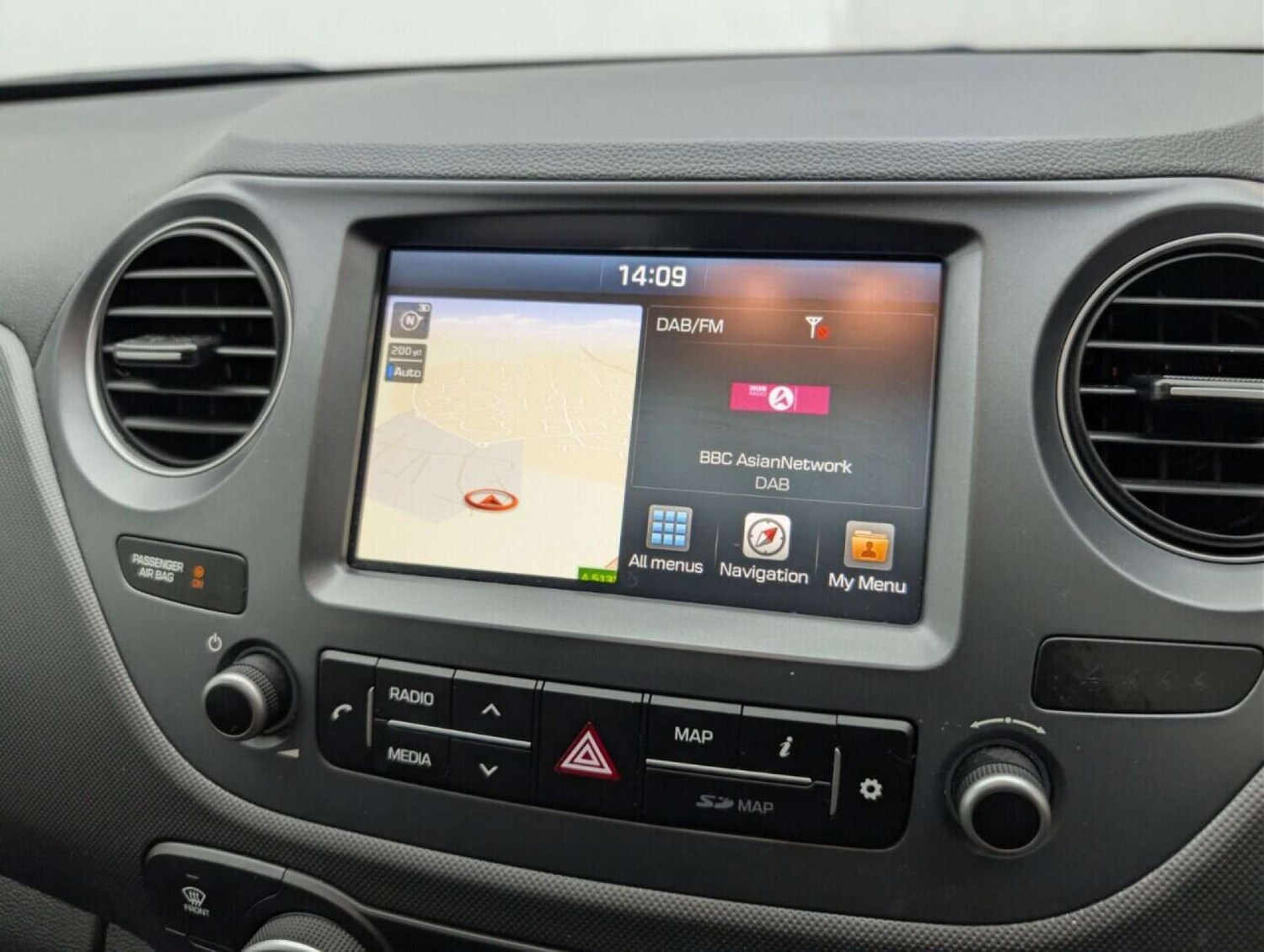 Used Hyundai i10 2017 for sale - 77713324: Photo 14