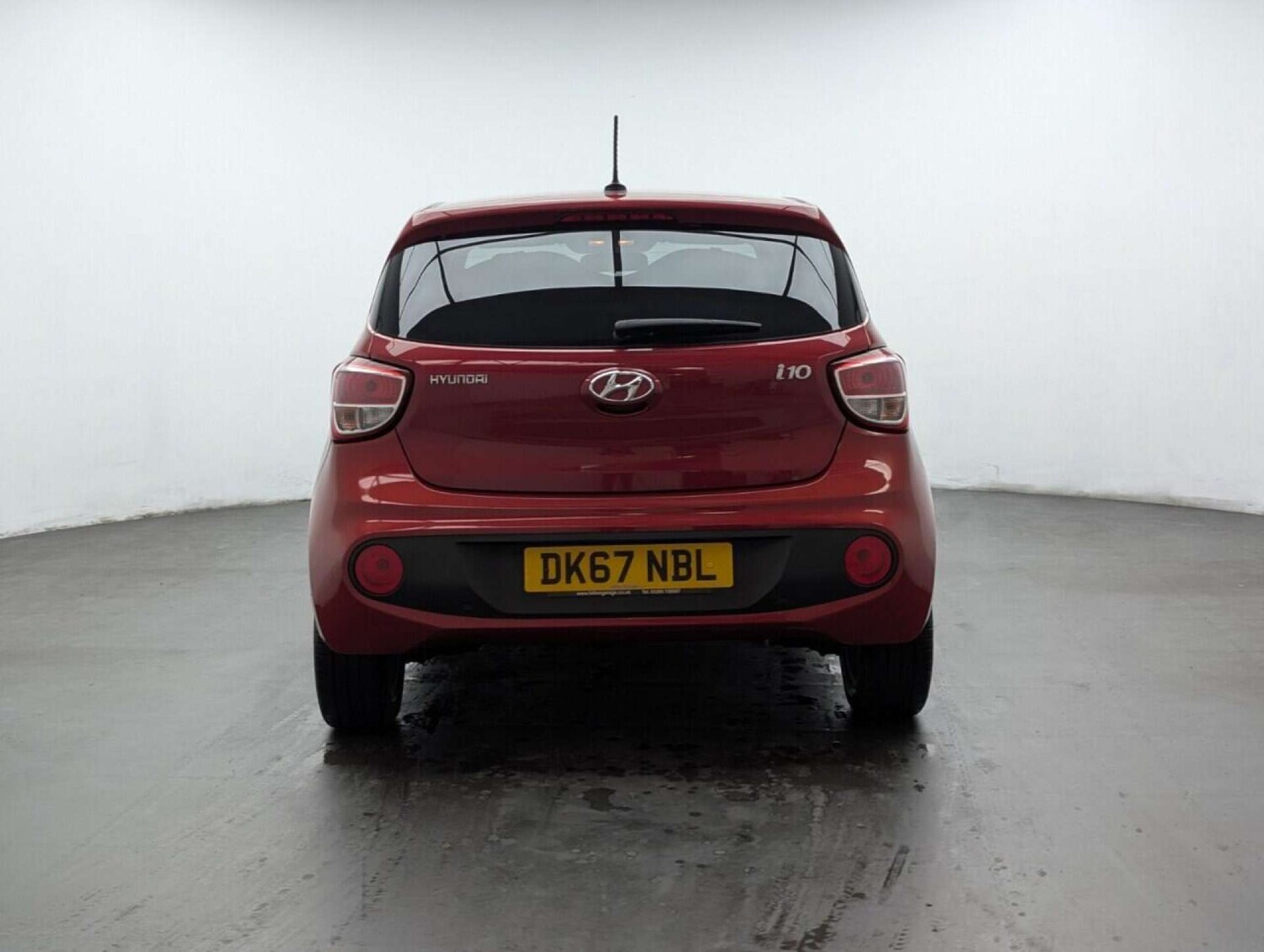 Used Hyundai i10 2017 for sale - 77713324: Photo 7