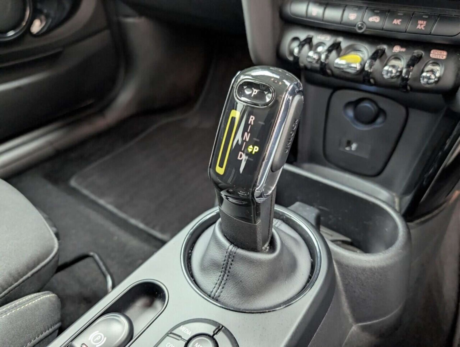 Used MINI Hatch 2021 for sale - 77713666: Photo 17