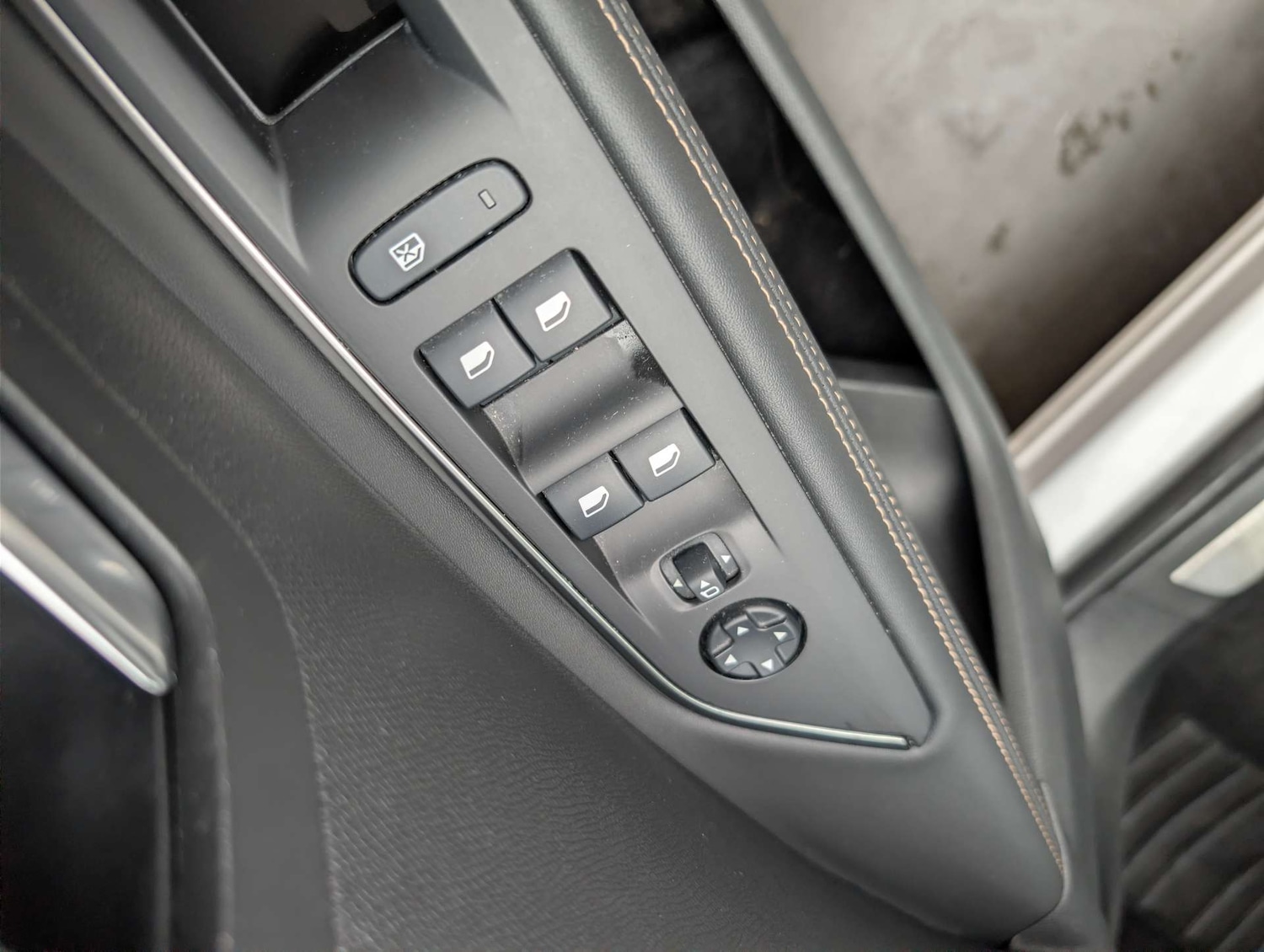 Used Peugeot 5008 2019 for sale - 77780949: Photo 12