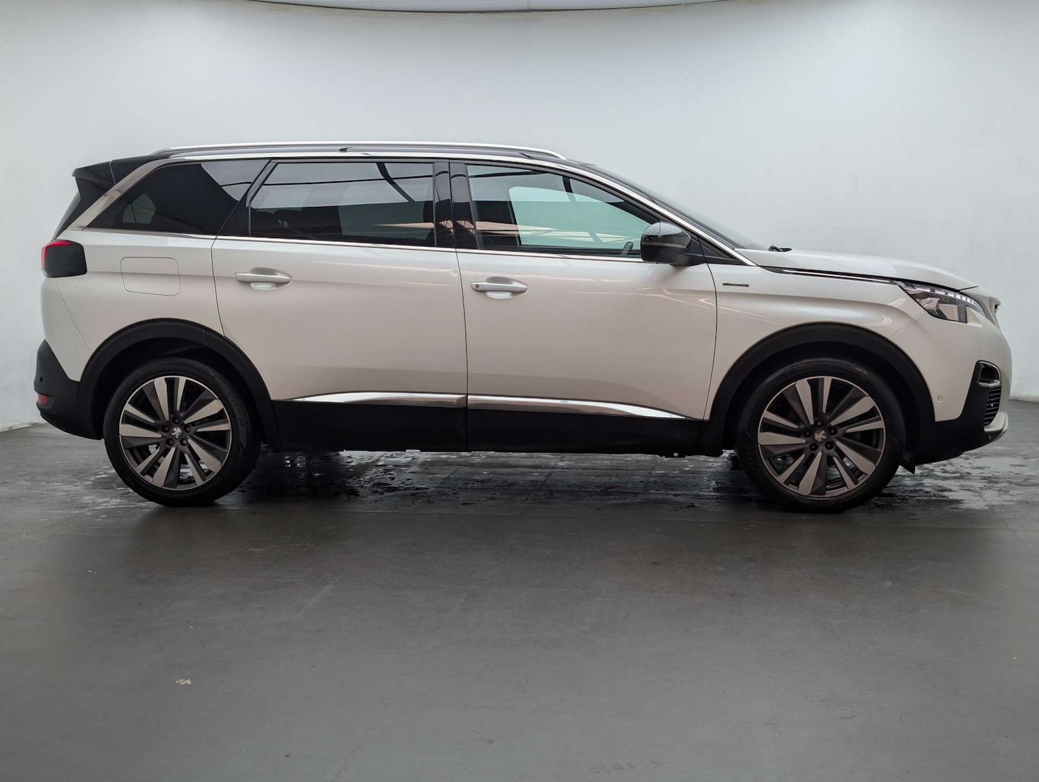 Used Peugeot 5008 2019 for sale - 77780949: Photo 9