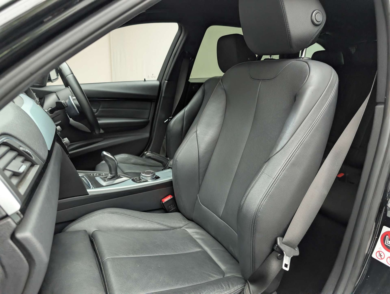 Used BMW 3 Series 2016 for sale - 77984308: Photo 21