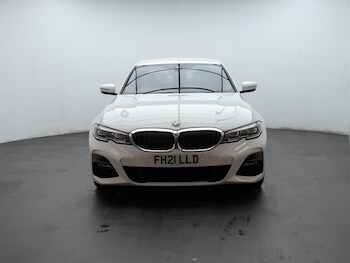 Used BMW 3 Series 2021 for sale - 76425501: Photo