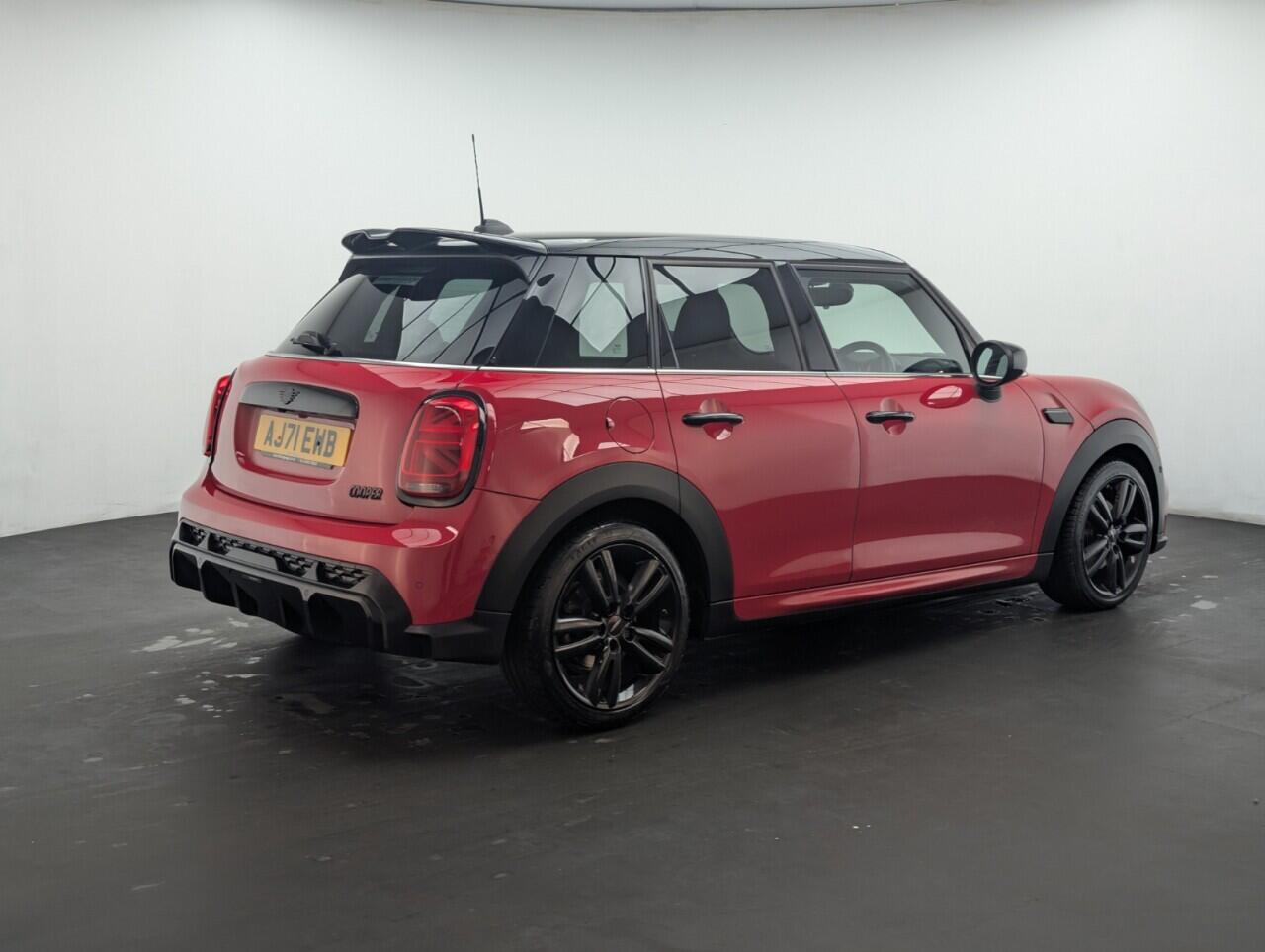 Used MINI Hatch 2021 for sale - 76423608: Photo 8