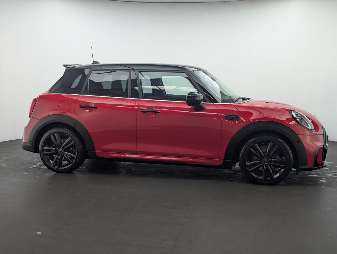 Used MINI Hatch 2021 for sale - 76423608: Photo 9