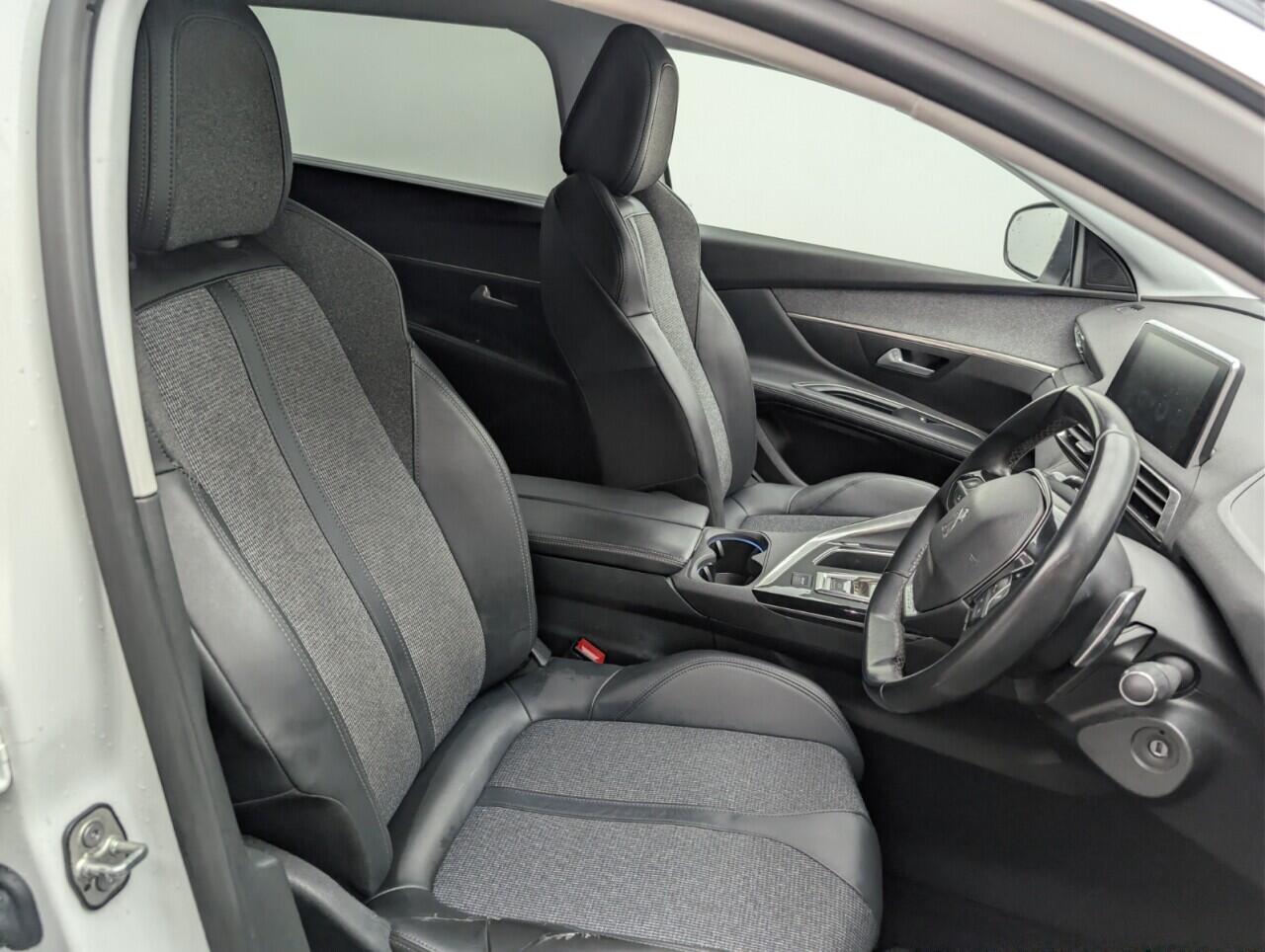 Used Peugeot 5008 2020 for sale - 77549595: Photo 11