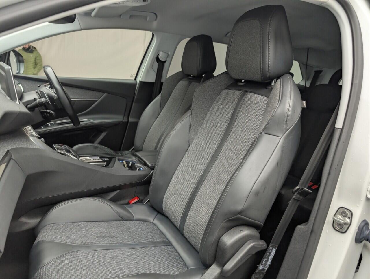 Used Peugeot 5008 2020 for sale - 77549595: Photo 24