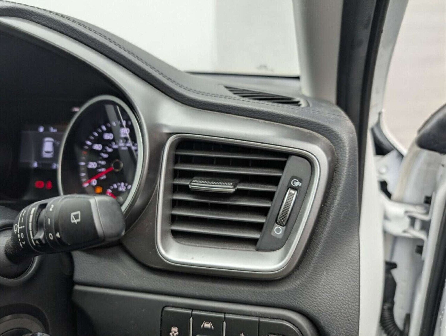 Used Kia Ceed 2019 for sale - 77714054: Photo 30