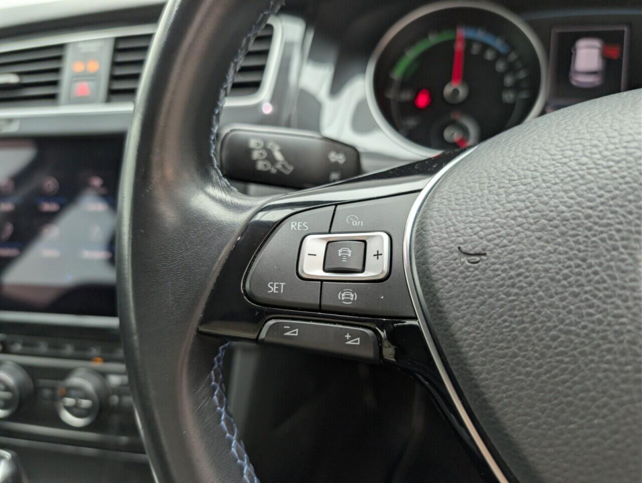 Used Volkswagen Golf 2019 for sale - 77040183: Photo 19