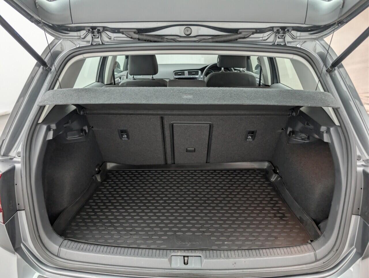 Used Volkswagen Golf 2019 for sale - 77040183: Photo 26