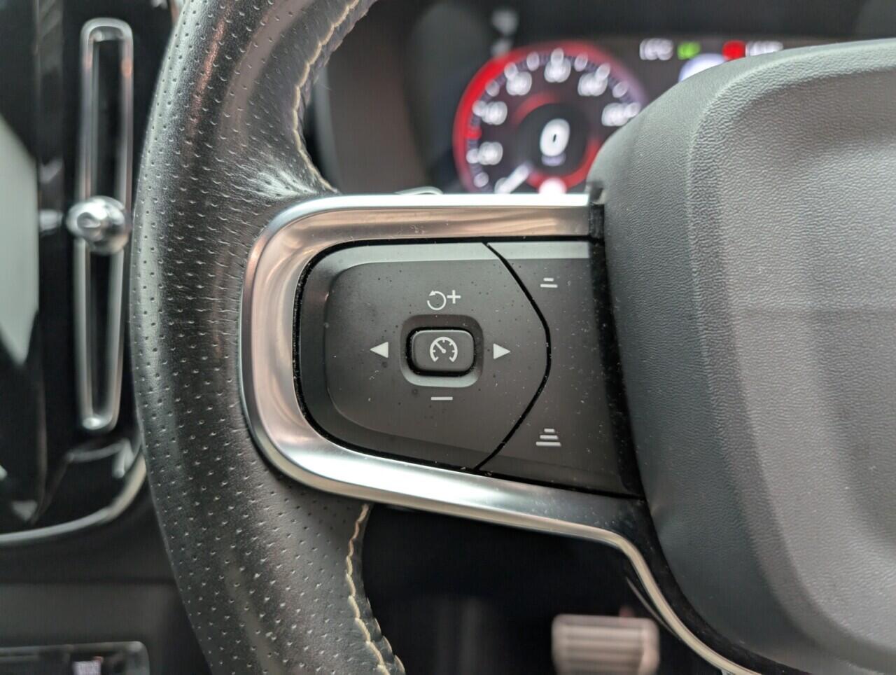 Used Volvo XC40 2020 for sale - 76423157: Photo 19