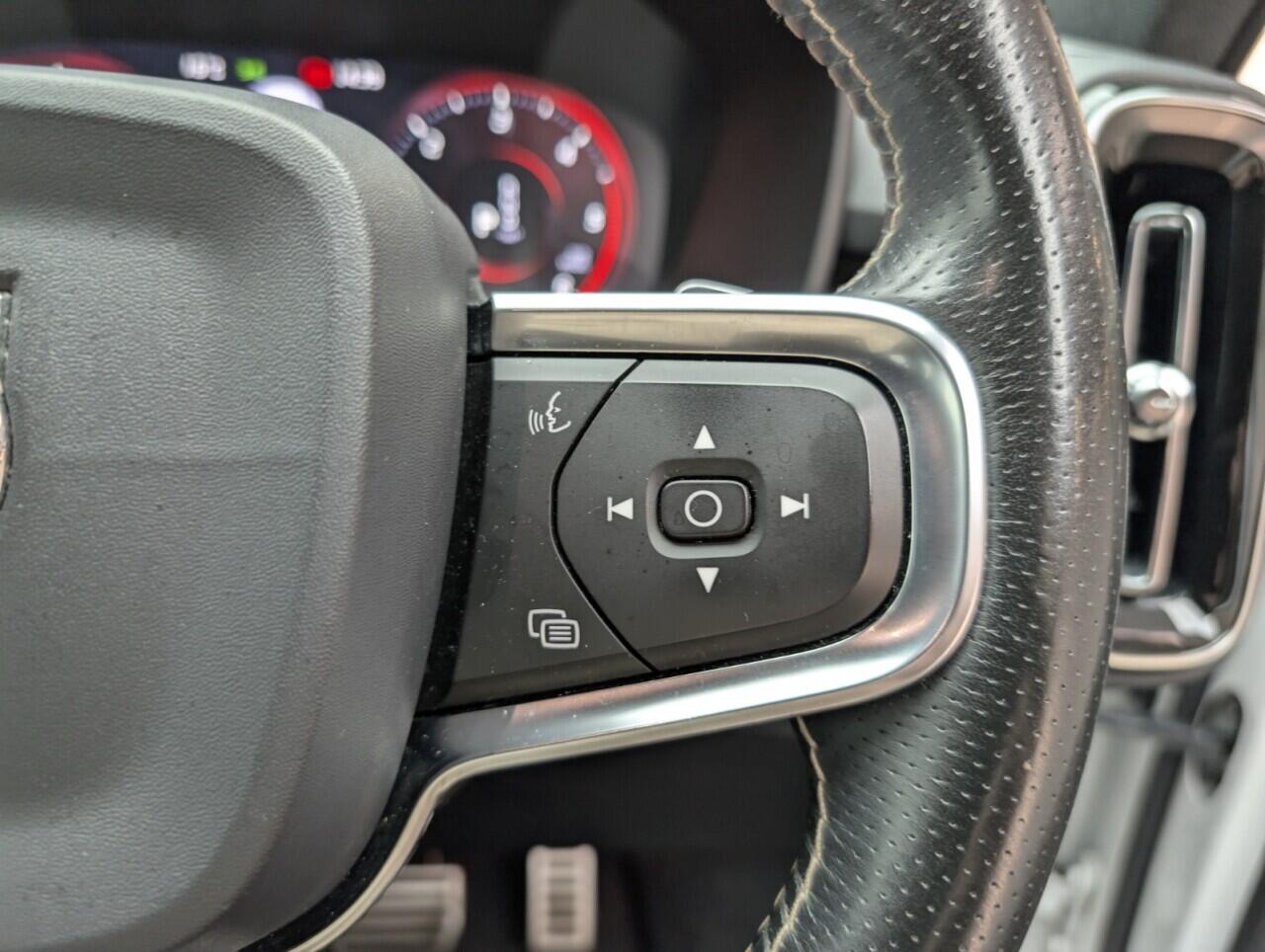 Used Volvo XC40 2020 for sale - 76423157: Photo 20