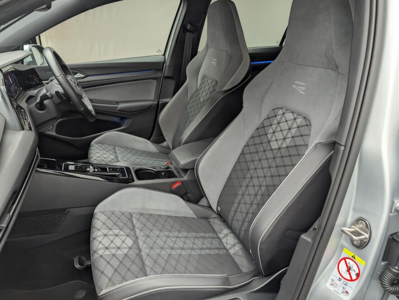 Used Volkswagen Golf 2023 for sale - 77564928: Photo 27