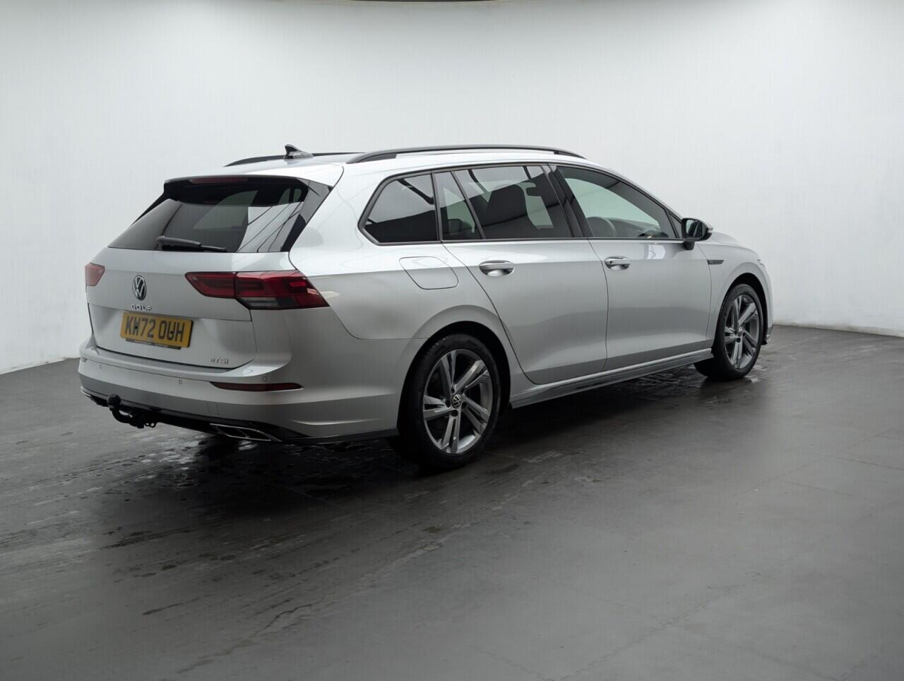 Used Volkswagen Golf 2023 for sale - 77564928: Photo 8