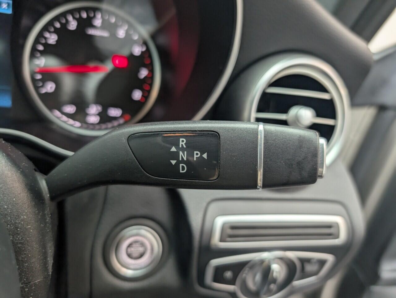 Used Mercedes-Benz C Class 2019 for sale - 76425046: Photo 17