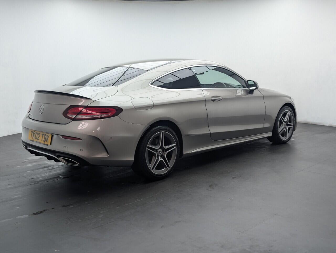 Used Mercedes-Benz C Class 2019 for sale - 76425046: Photo 8