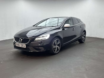 Used Volvo V40 2017 for sale - 79289363: Photo