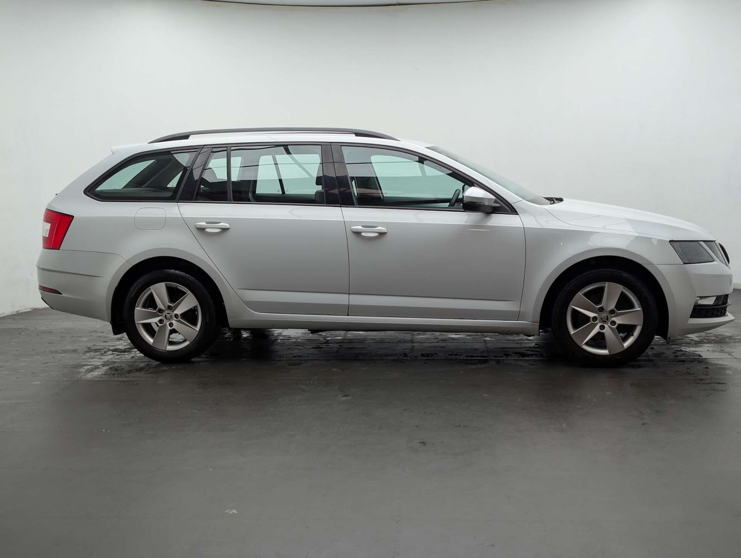 Used Skoda Octavia 2017 for sale - 77826649: Photo 10