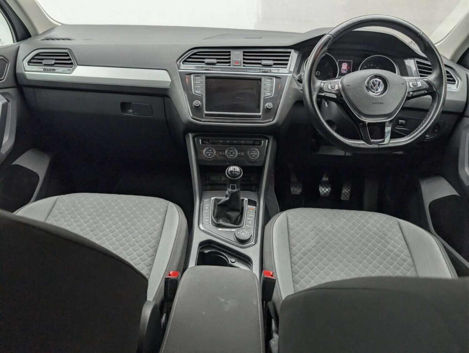 Used Volkswagen Tiguan 2016 for sale - 77714922: Photo 32