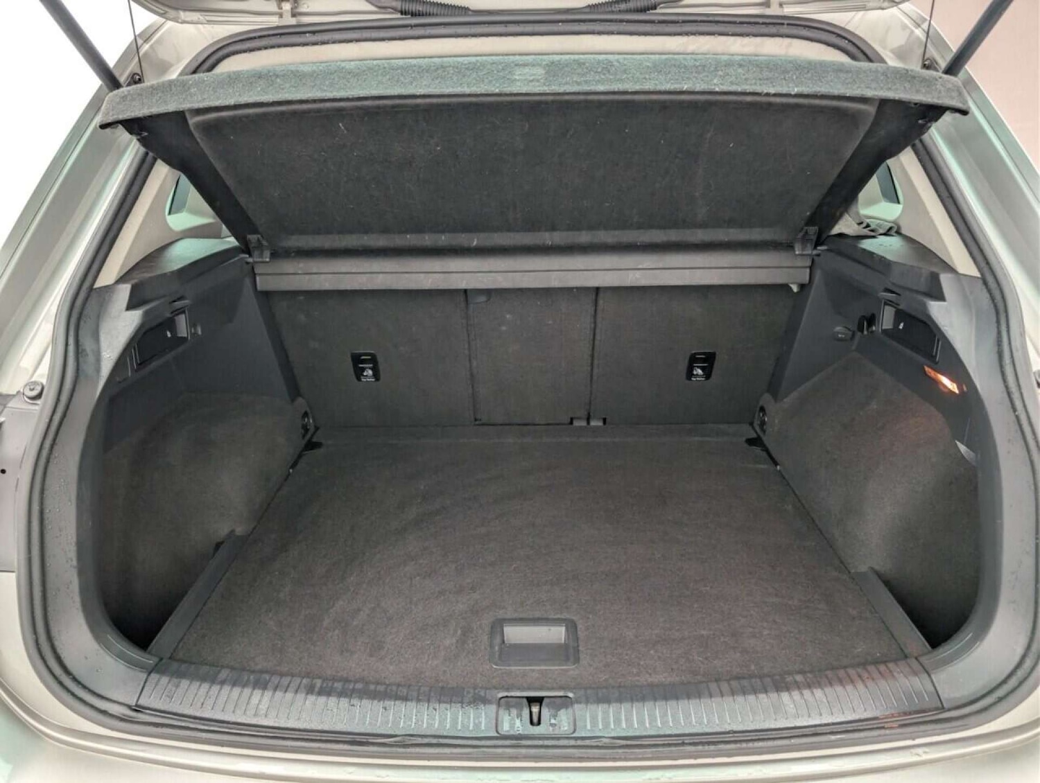 Used Volkswagen Tiguan 2016 for sale - 77714922: Photo 34