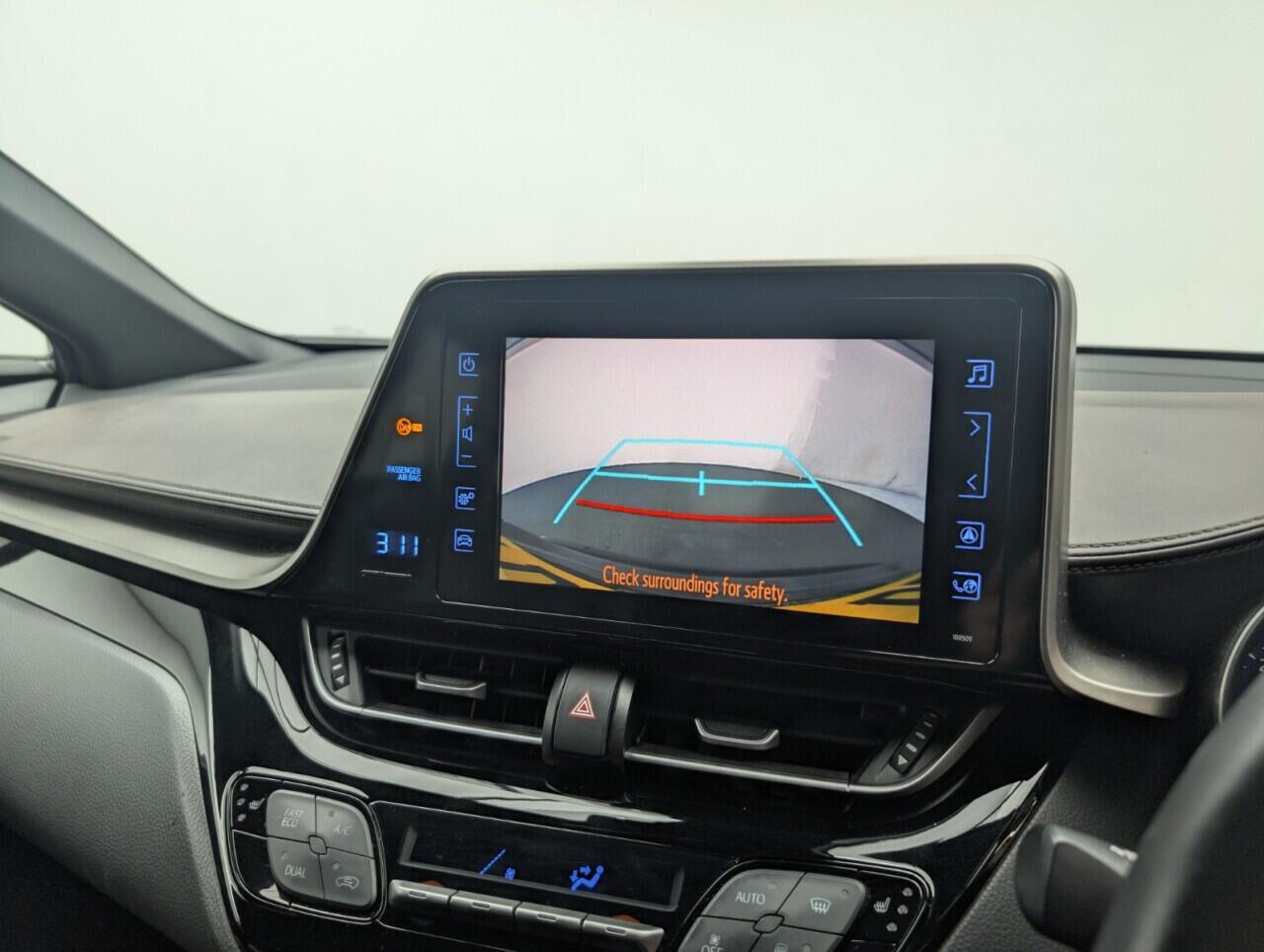 Used Toyota C-HR 2018 for sale - 76742307: Photo 15