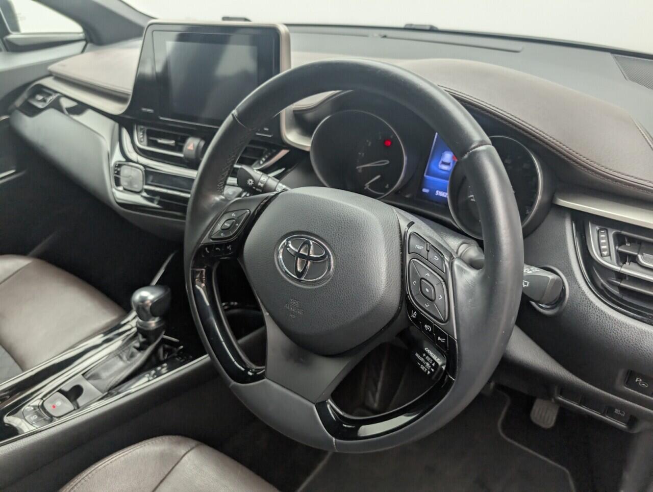 Used Toyota C-HR 2018 for sale - 76742307: Photo 23