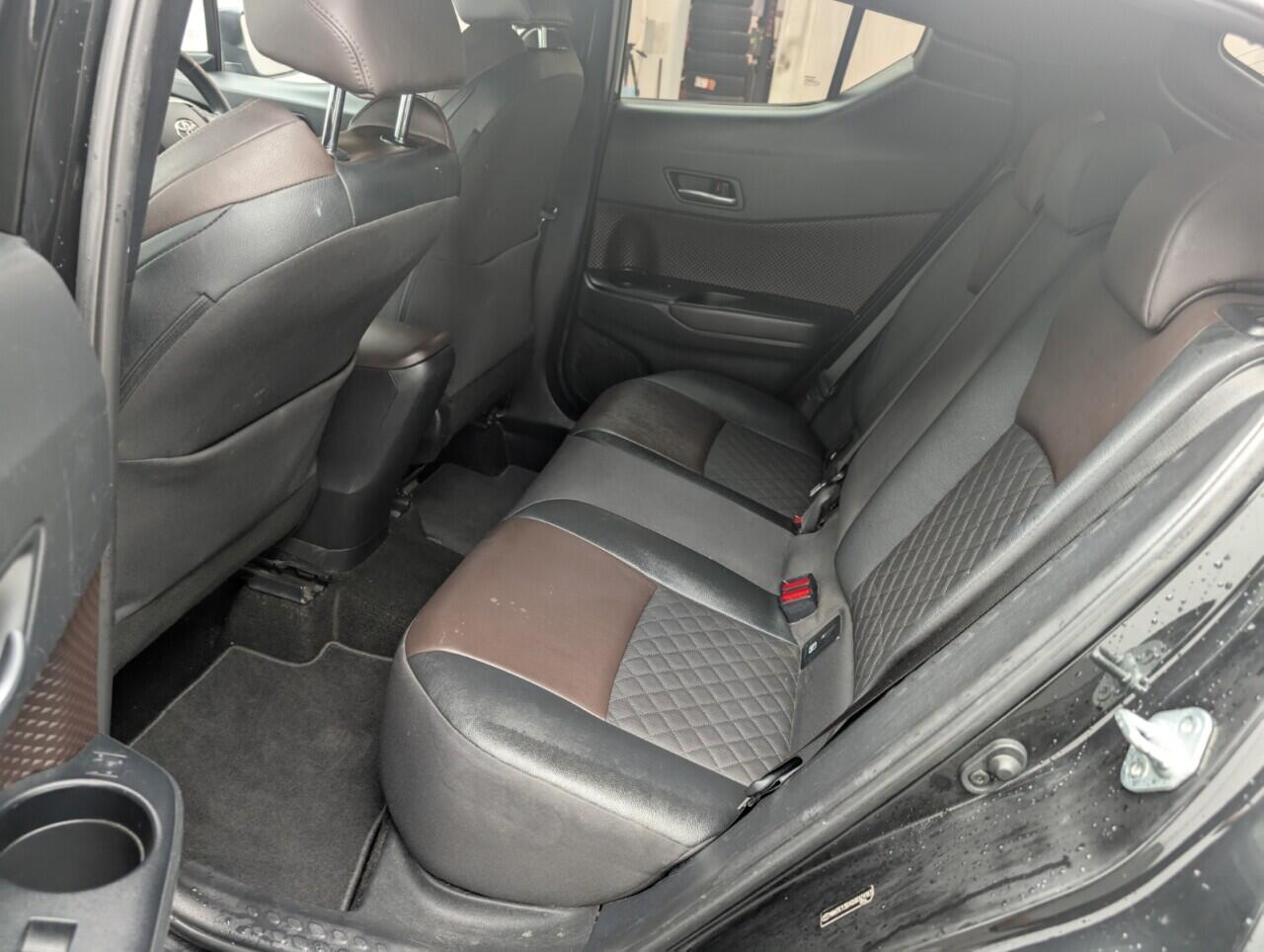Used Toyota C-HR 2018 for sale - 76742307: Photo 28