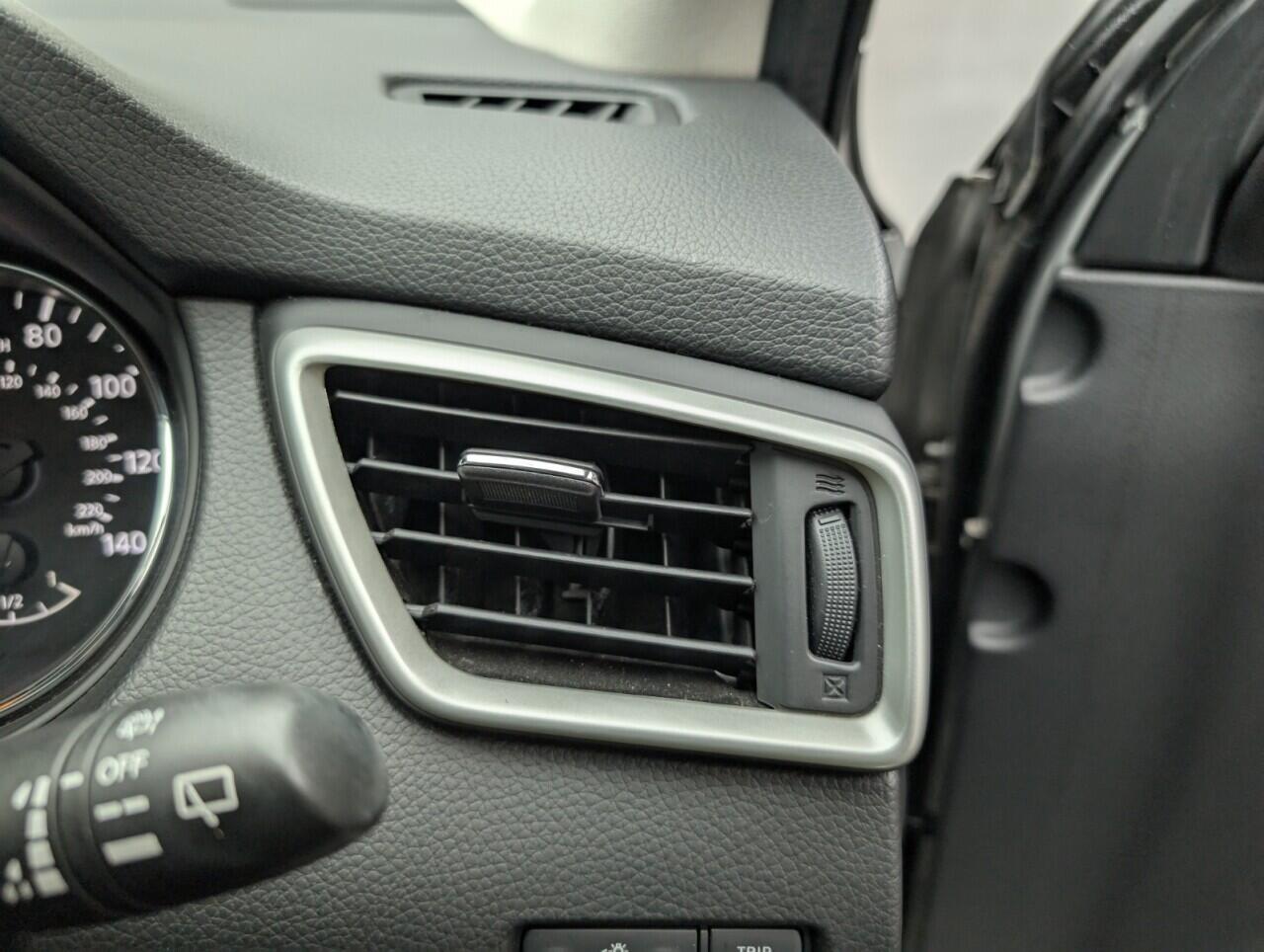 Used Nissan Qashqai 2015 for sale - 76431856: Photo 21