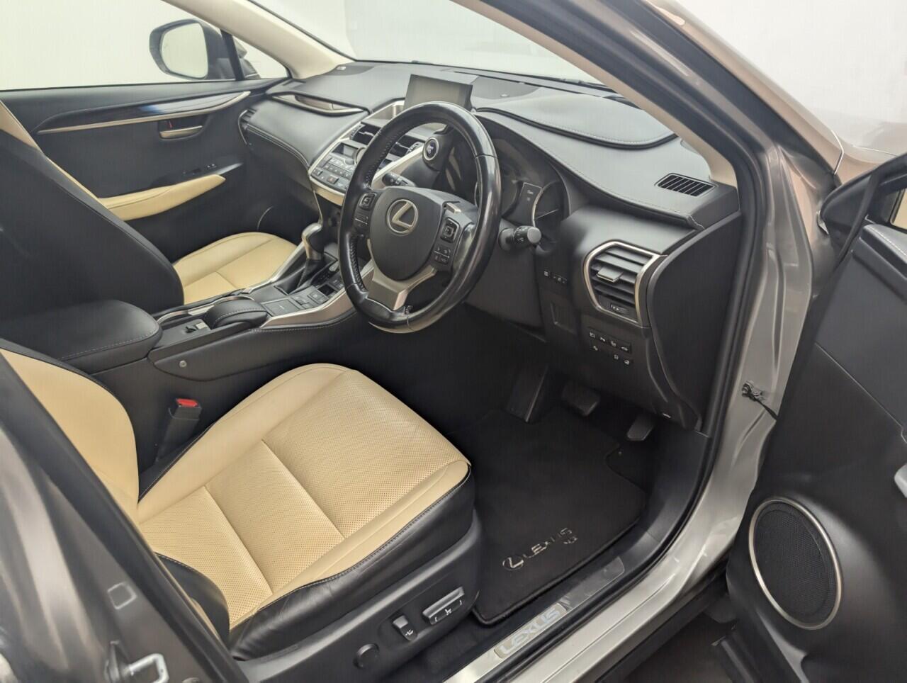 Used Lexus NX 2017 for sale - 76425356: Photo 11