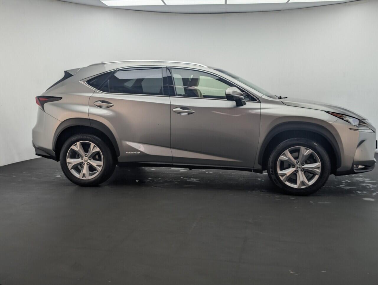 Used Lexus NX 2017 for sale - 76425356: Photo 9