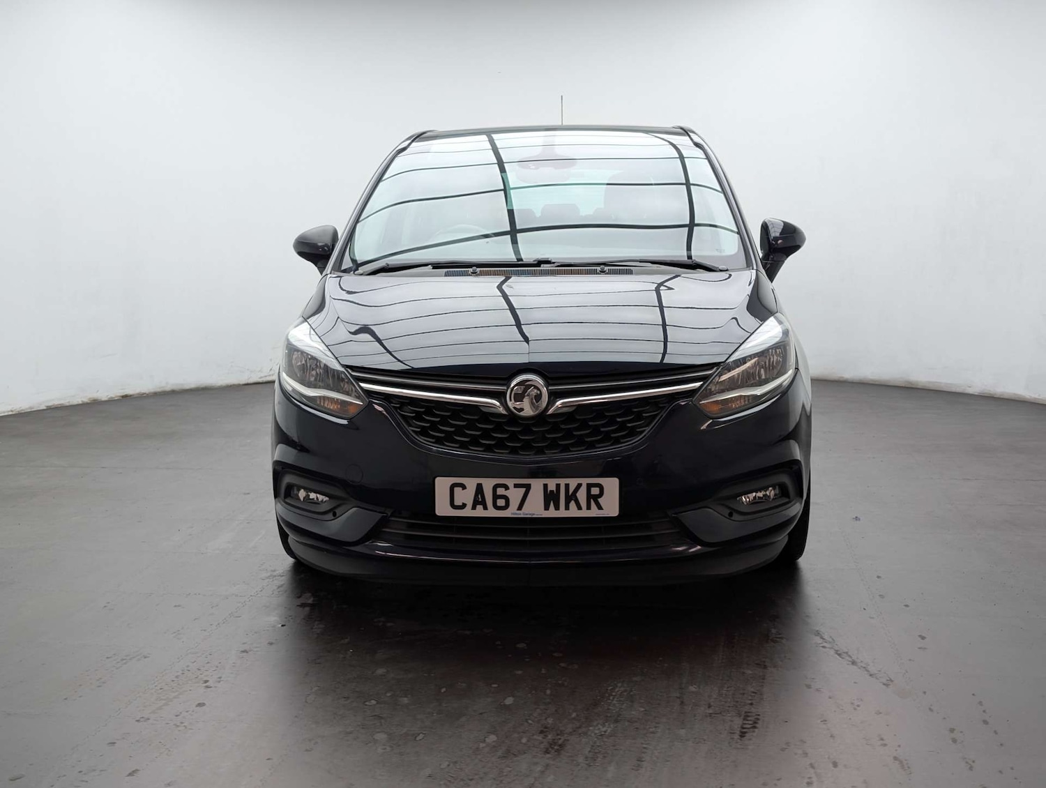 Used Vauxhall Zafira 2018 for sale - 77916367: Photo 2