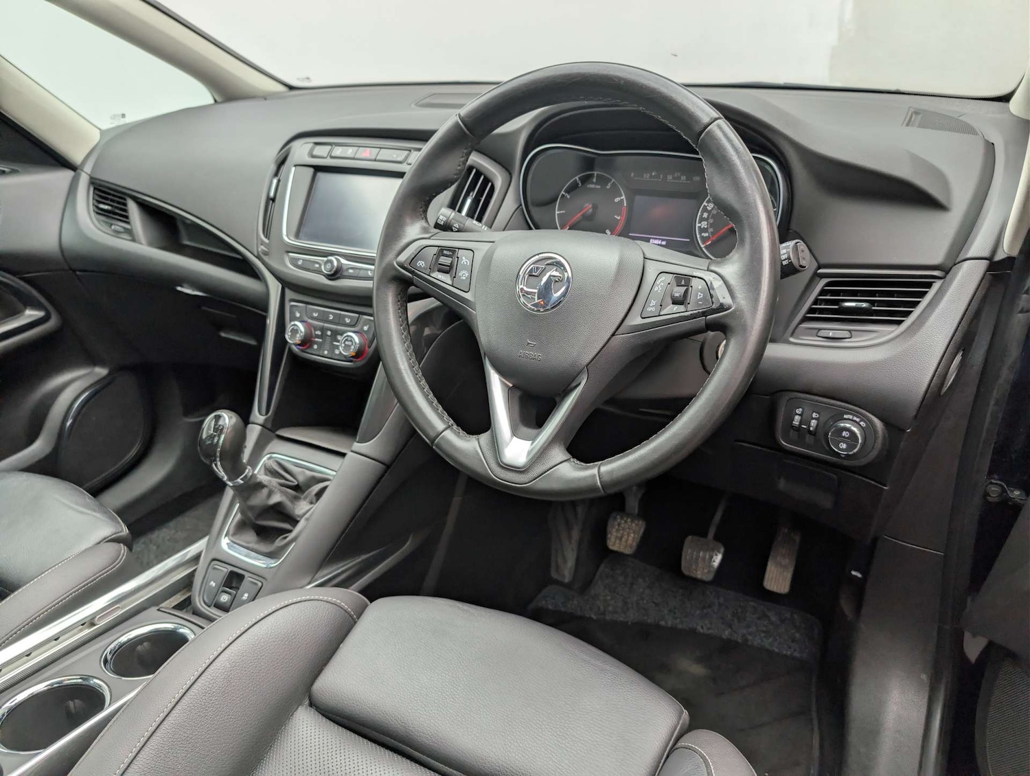 Used Vauxhall Zafira 2018 for sale - 77916367: Photo 22