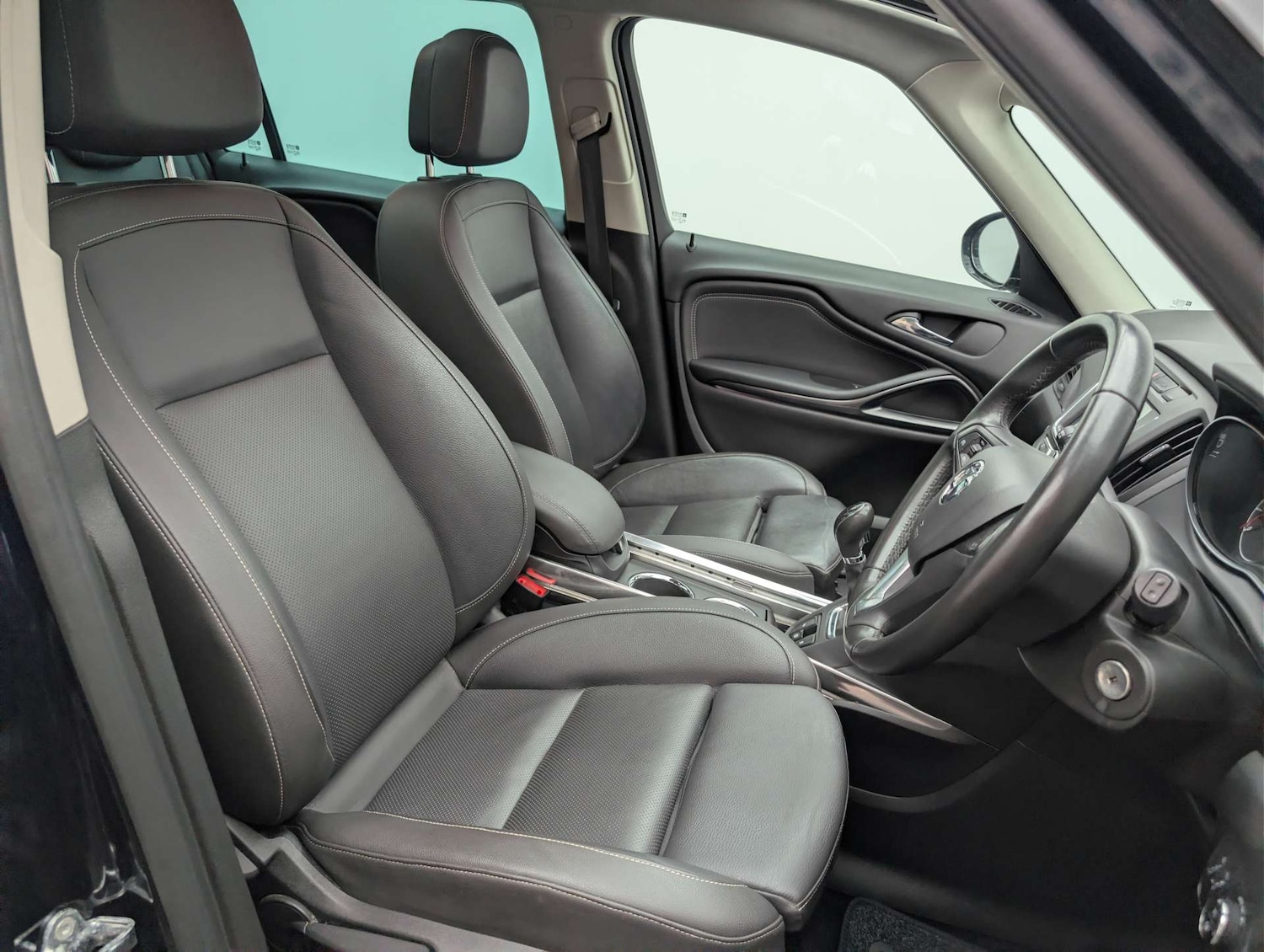 Used Vauxhall Zafira 2018 for sale - 77916367: Photo 31