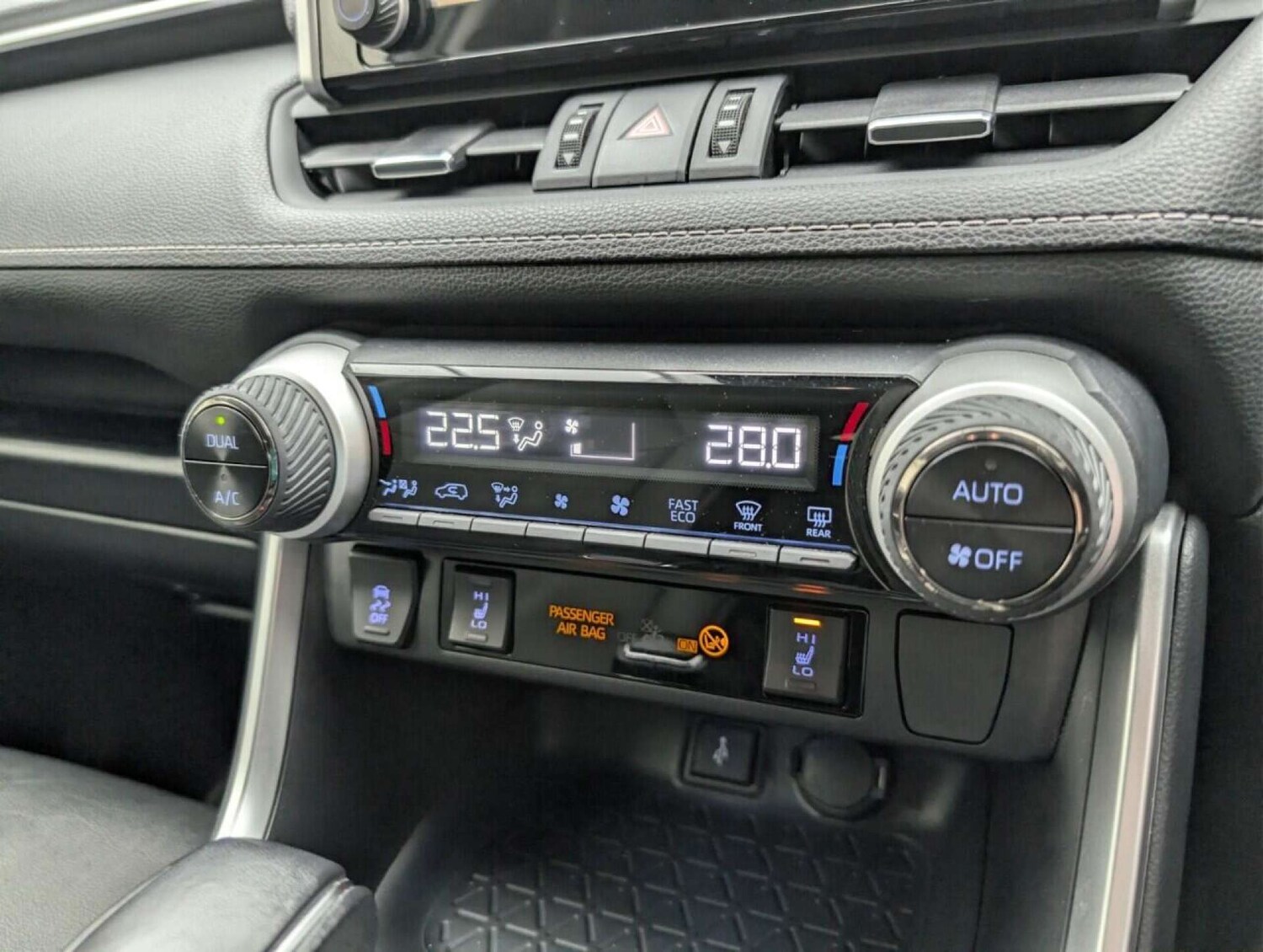 Used Toyota RAV4 2022 for sale - 77713310: Photo 16