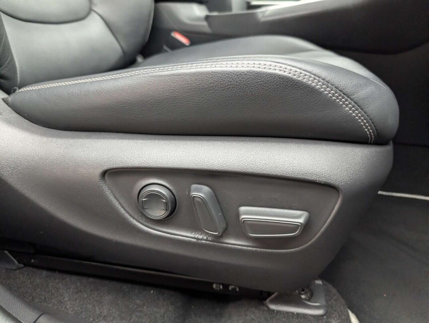 Used Toyota RAV4 2022 for sale - 77713310: Photo 23