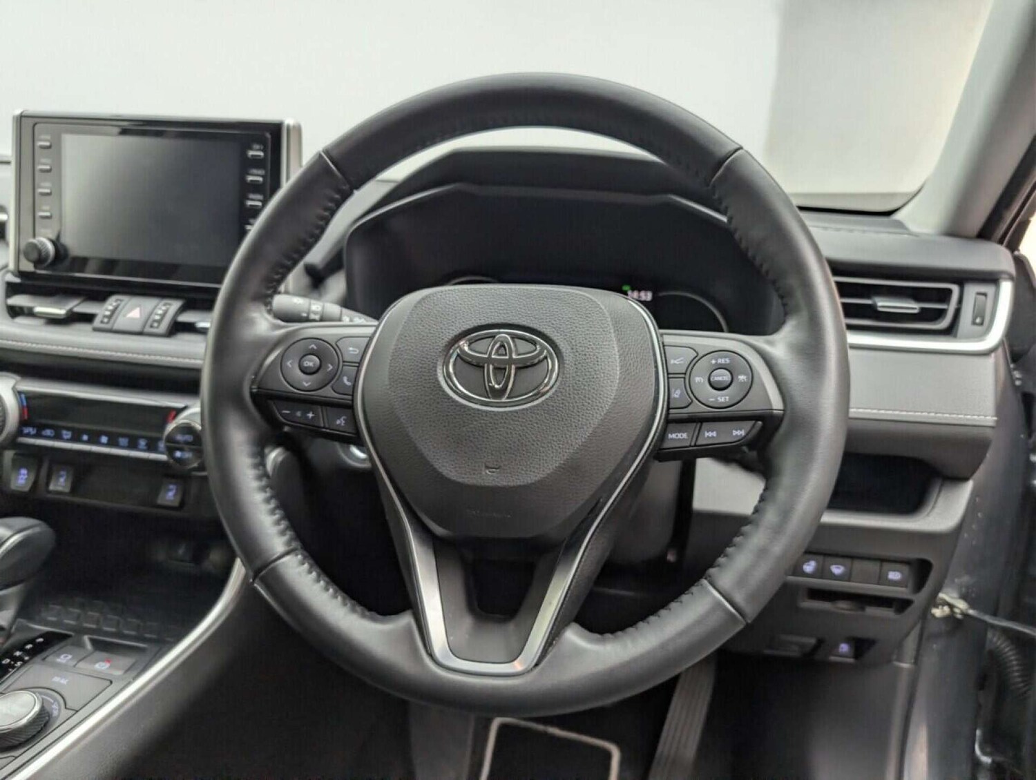 Used Toyota RAV4 2022 for sale - 77713310: Photo 24