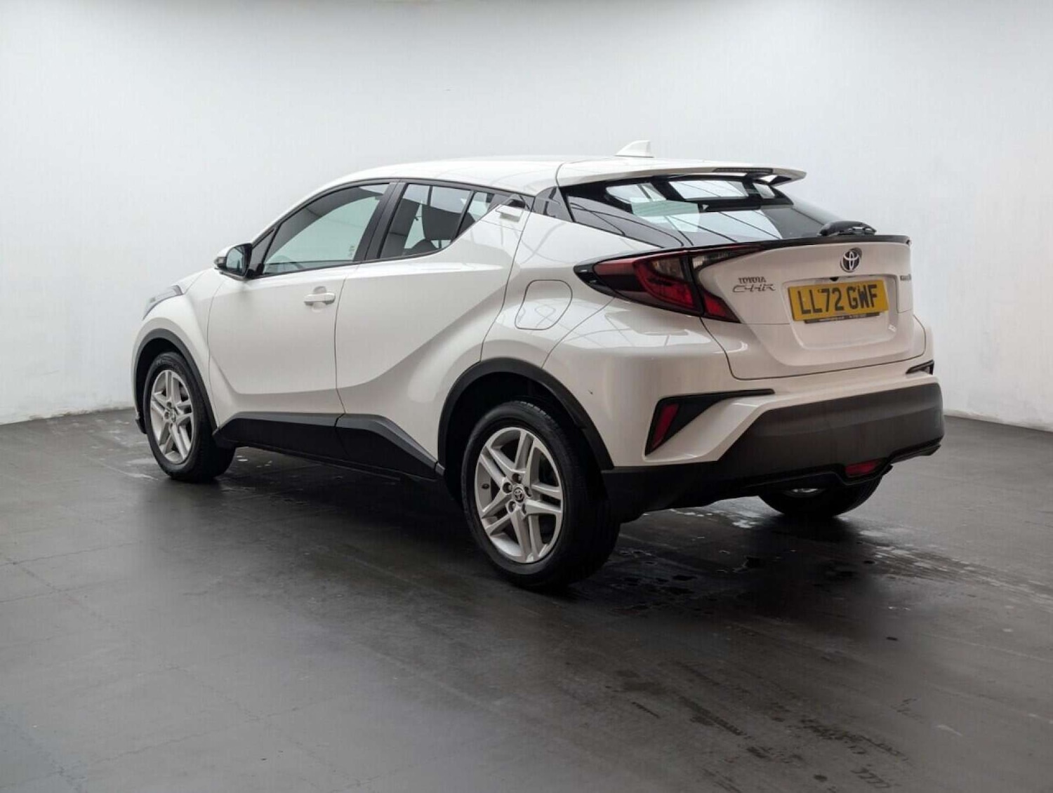 Used Toyota C-HR 2022 for sale - 77713316: Photo 6