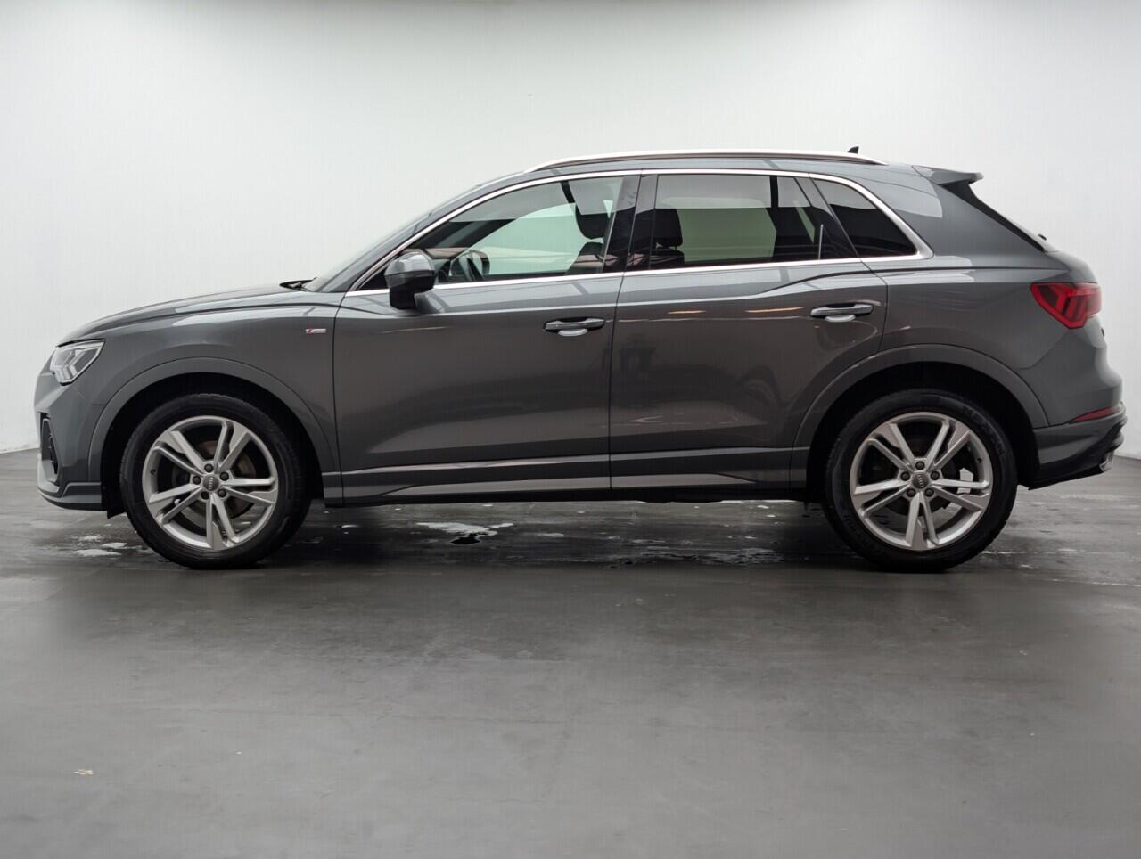 Used Audi Q3 2020 for sale - 76425530: Photo 17