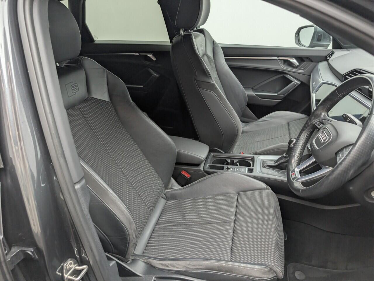 Used Audi Q3 2020 for sale - 76425530: Photo 24