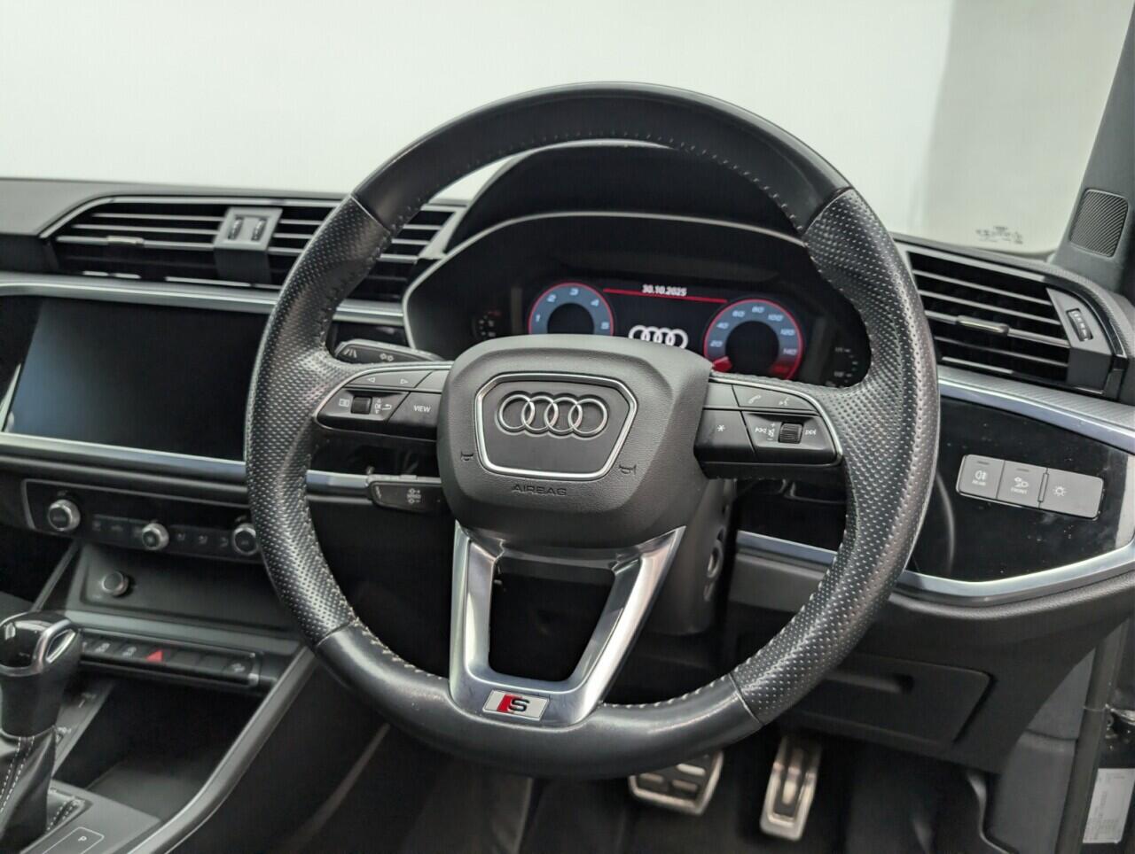 Used Audi Q3 2020 for sale - 76425530: Photo 32