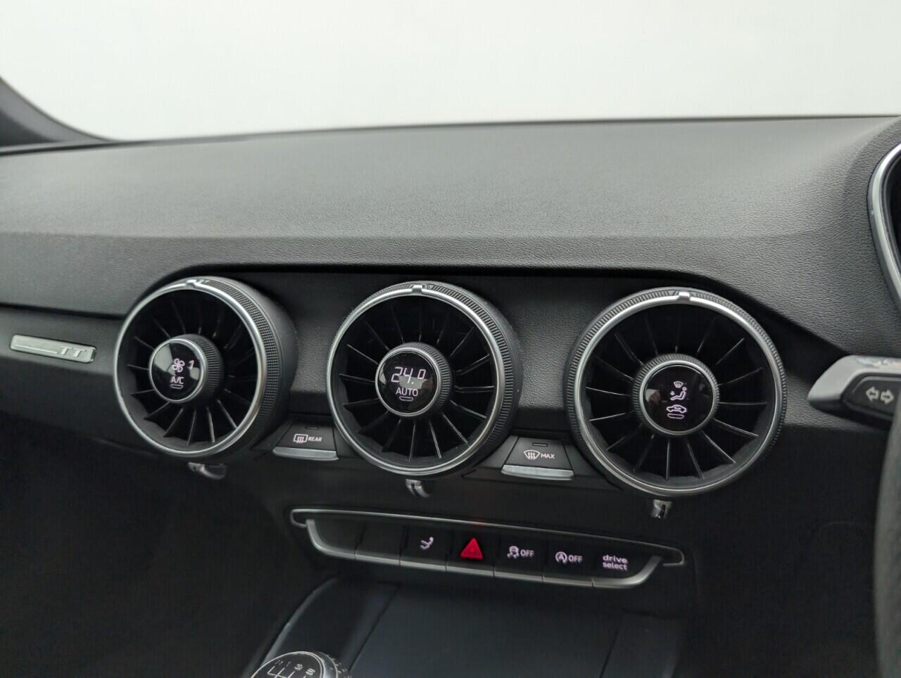 Used Audi TT 2015 for sale - 76423617: Photo 14