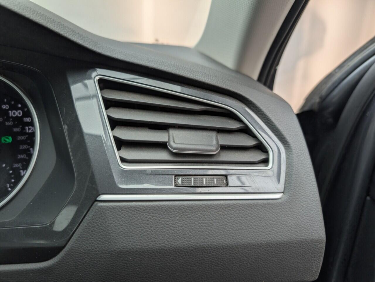 Used Volkswagen Tiguan 2020 for sale - 76423249: Photo 21