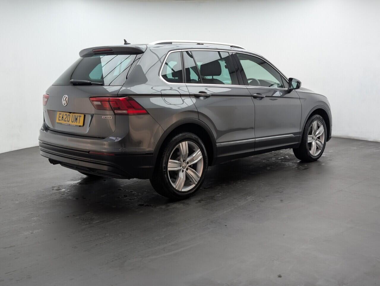 Used Volkswagen Tiguan 2020 for sale - 76423249: Photo 8