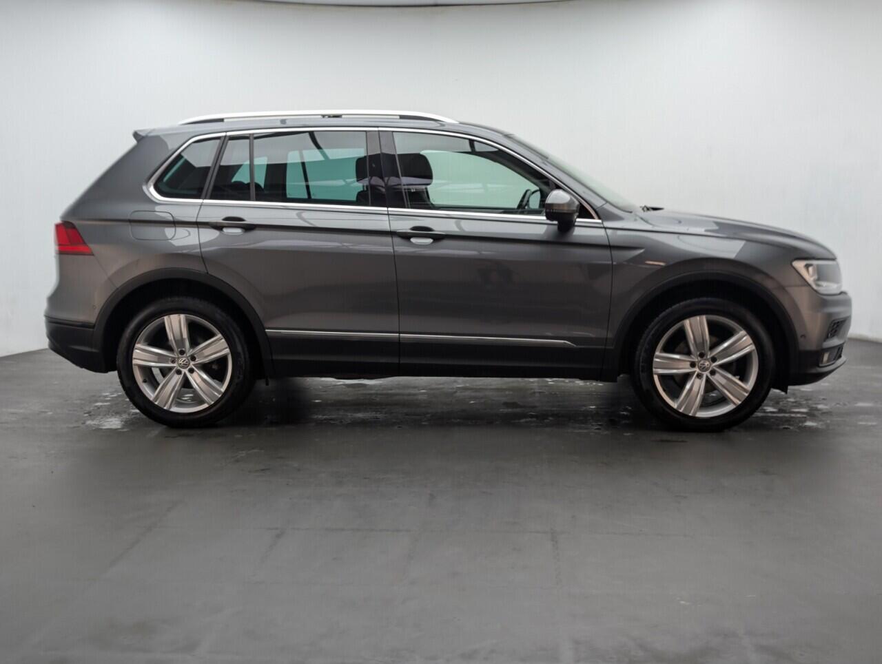 Used Volkswagen Tiguan 2020 for sale - 76423249: Photo 9