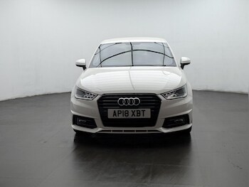 Used Audi A1 2018 for sale - 77671185: Photo